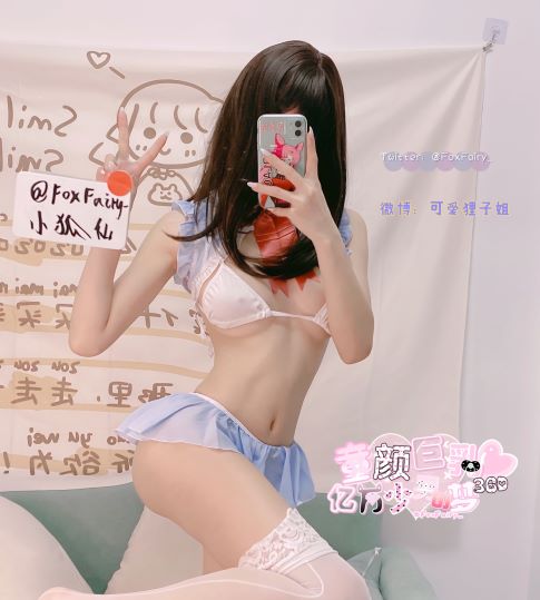 樱狸子-超短裙 2V（2GB）