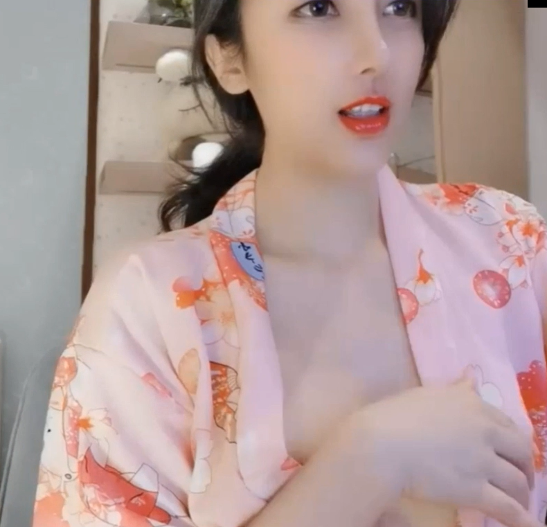 极品美女主播夢非桐香【5V3.65GB】