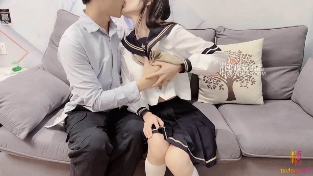 ✿萝莉女神✿ 最新天花板萝莉女友▌粉色情人▌女优初试镜 水手服少女感满满 鲜嫩白虎蜜穴太有感觉了
