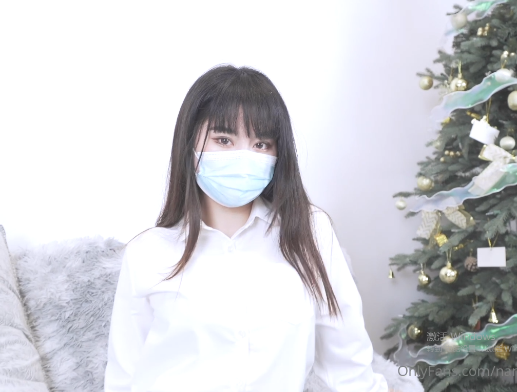 【自打包】onlyfans新晋人气up-娜娜(taipei_nana)小合集第二弹-黑丝足交+圣诞节+情人节(3V,3.21G)