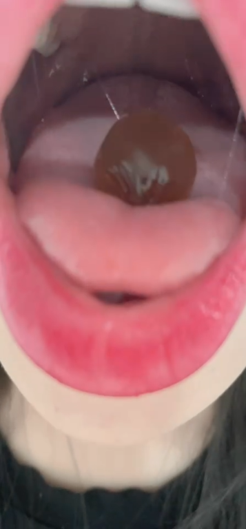 【自打包】自购-足控精品-易直播高颜值主播美妙美足诱惑自慰私信福利第二弹（45V,5.03G）