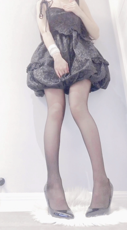 【自打包】推特人气福利姬-cuteli(占星猫)-黑色礼服+白吊带(2V,1.43G)