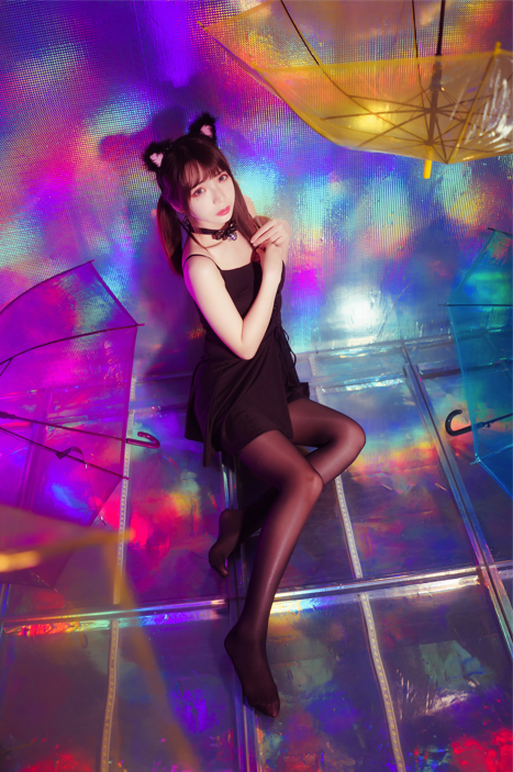 疯猫ss - 丝袜狂想曲(光) [34P-361MB]