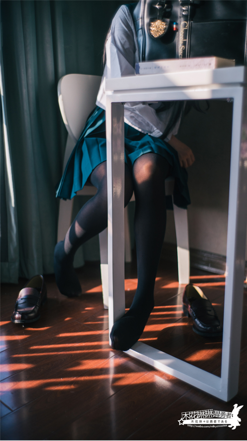 木花琳琳是勇者 NO.023 成田国际中间服 [23P2V-273MB]