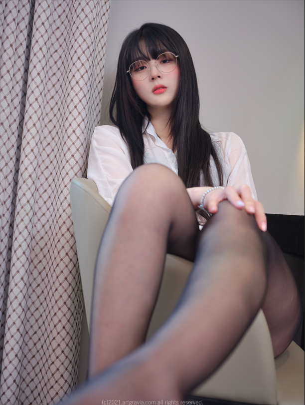 韩国美女sabella 16套写真合集（1313P 3.97G）