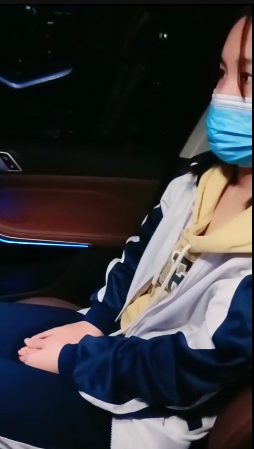 NO.58 长像清甜美人胚子大二模特系妹子为和同学攀比借款高利贷两千逾期要还2万,被迫卖掉初夜 1h 595M