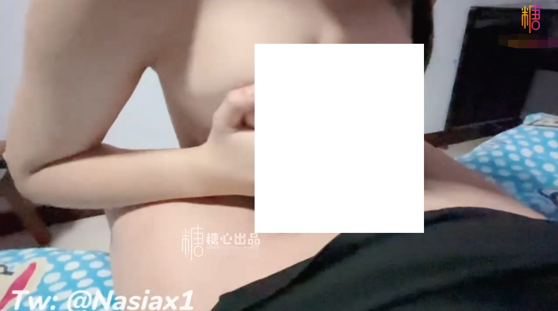 小巨 - 快来体验18岁F奶的动漫身材妹乳胶口交【1v 391mb】