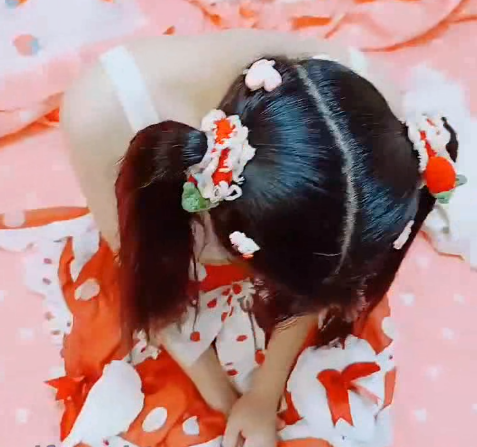 极品处女小萝莉第二弹,第一次破处就被内射【1v 692mb】