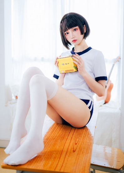 动漫博主@果咩酱w 体操服 [19P271MB]
