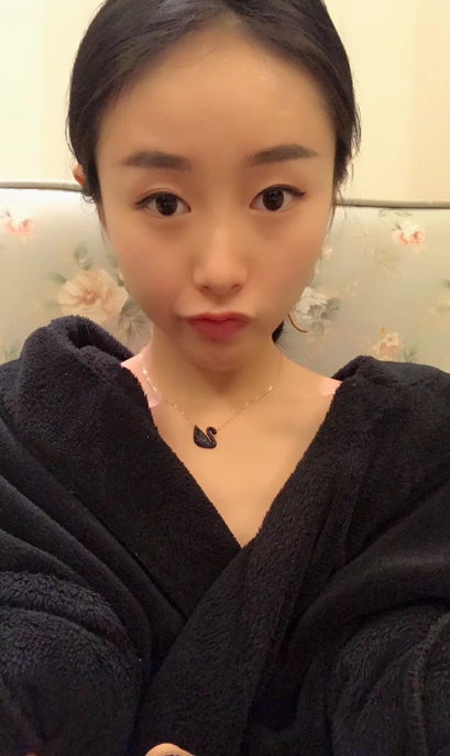 反差女。六分系列【672MB】