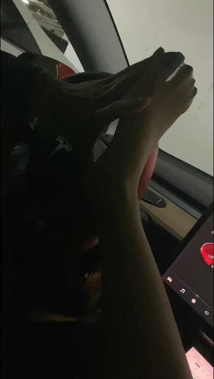 【自打包】足控精品-易直播miss媛媛足交自慰诱惑私信福利第2弹（5V,4.46G）