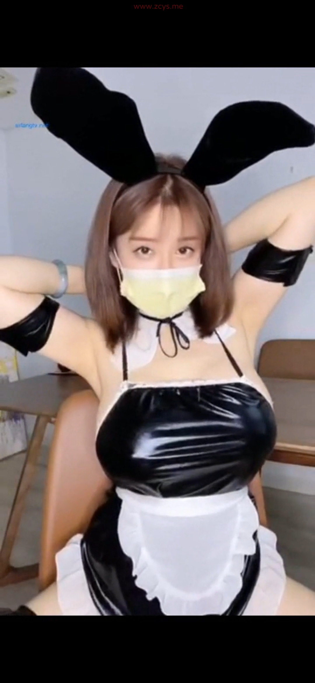 周大萌，1v   2g百度网盘