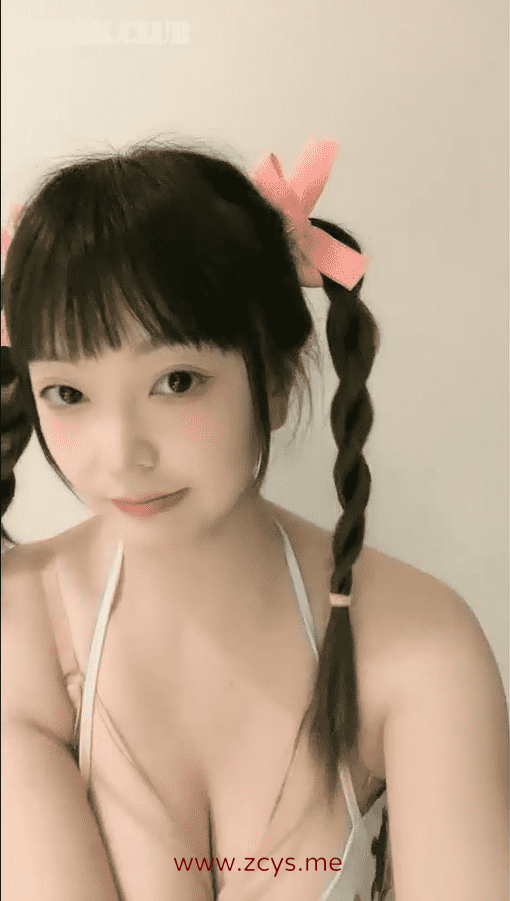 童颜巨乳,双马尾麻花大辫子小姑娘 1V/732m