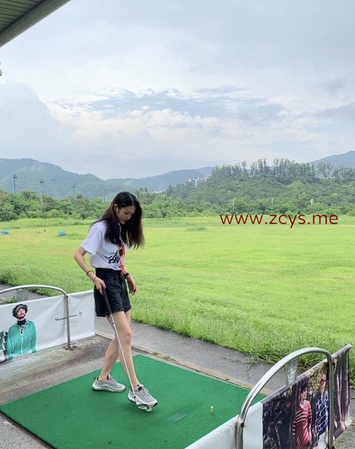 24万粉女色批【做你的女朋友】良家反差婊淫荡 1.42G