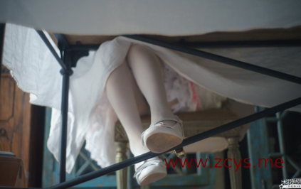 木花琳琳是勇者 NO.097 桌下的极乐·第三季 [26P1V-513MB]