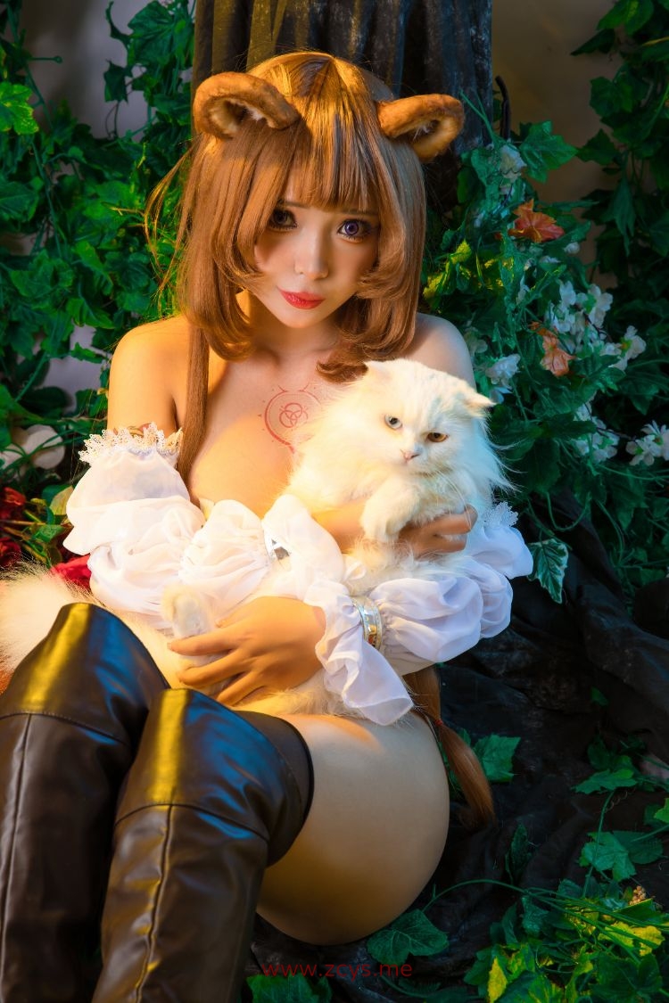 UmekoJ Raphtalia 82P 234M