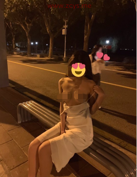 【自打包】推特极品露出女神-你的小可爱-多场景极限露出视图合集(642P,194V,1.2G)