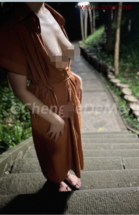 【自打包】推特极品重庆淫妻-橙色的梦-3P野战露出视图合集（80P,29V,804M）