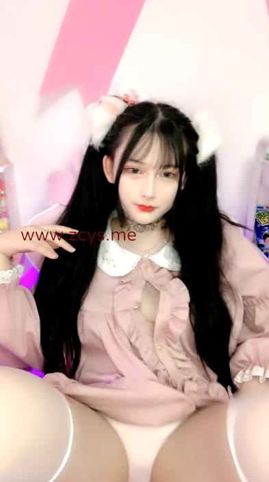 甜甜推特福利姬-乃爱-7.19收费房大秀【1v 1.82g】