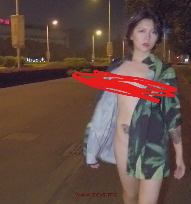 上过央视春晚(2022)的LU出模特acezoey的LU出视频12v/5.25g