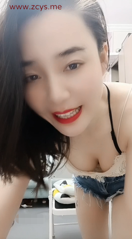 【自打包】自购-足控精品-易直播浪姐美足骚舞自慰啪啪私信福利第2弹（7V,1.85G）