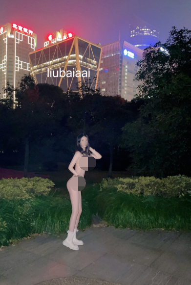 【自打包】推特极品大四白虎女神-杭州白白-土豪包养露出啪啪9月新流出(170P,101V,2.62G)