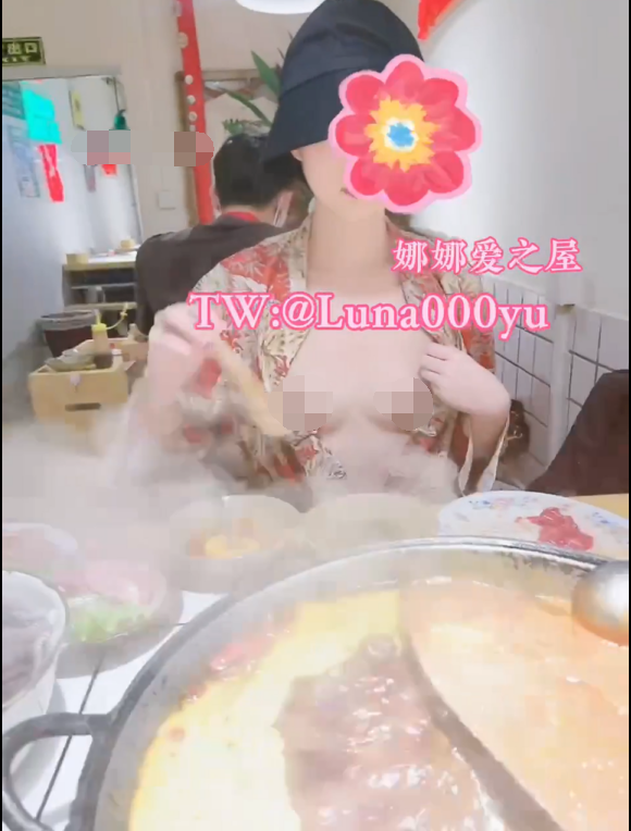 【自打包】推特露出天花板-luna000yu-各种人前露出新小合集(19V,795M)