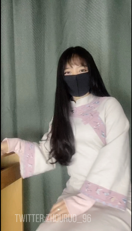 【自打包】自购-足控精品-推特颜值美足up-若若老师–定制福利第16弹,4K画质（1V,2.81G）