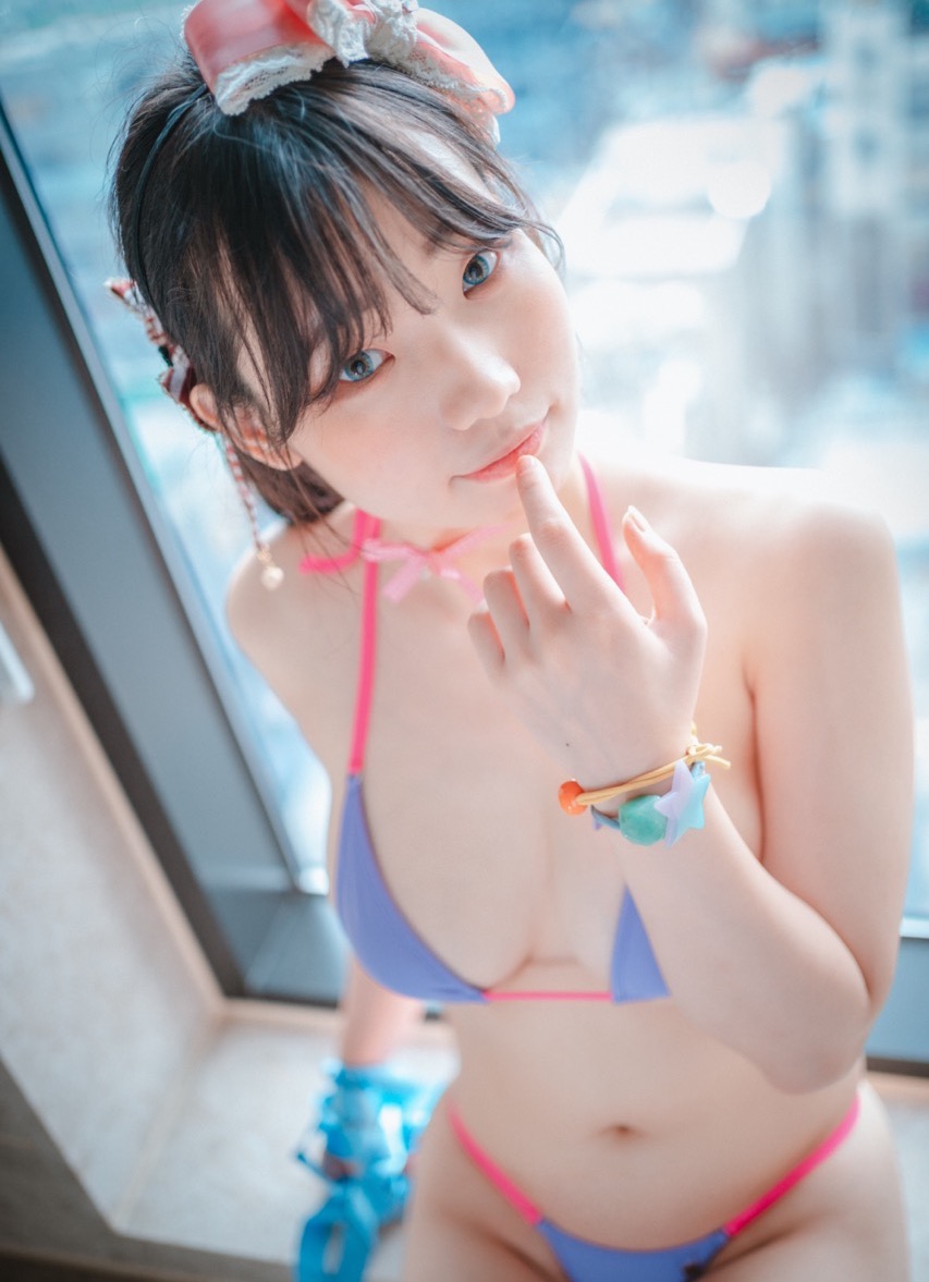 [DJAWA] Mimmi – Mochilero 韩国学生妹大尺度写真集