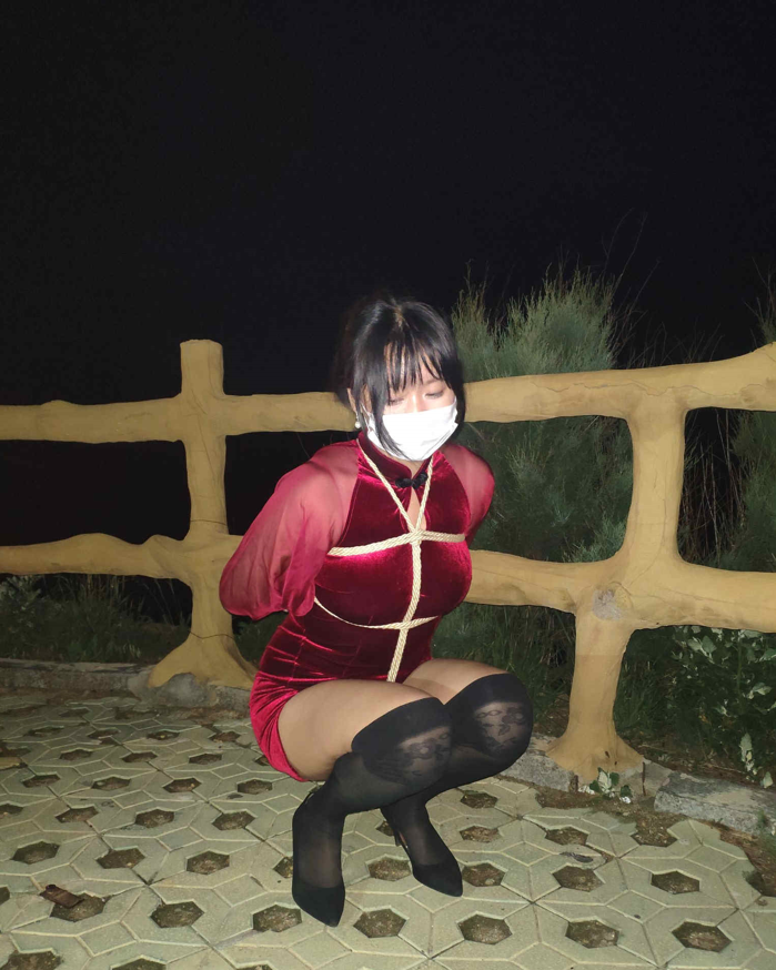 推特母狗SM怡怡与重度绿帽老公，露脸性爱视频流出 4.19G