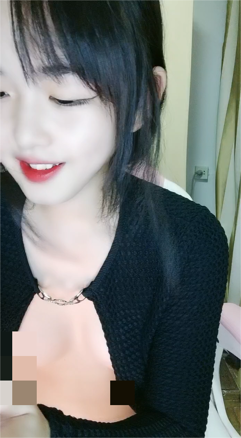 清纯骚妹小晶晶超会玩，搔首弄姿，手指扣穴水晶假屌爆插多水骚穴 1G
