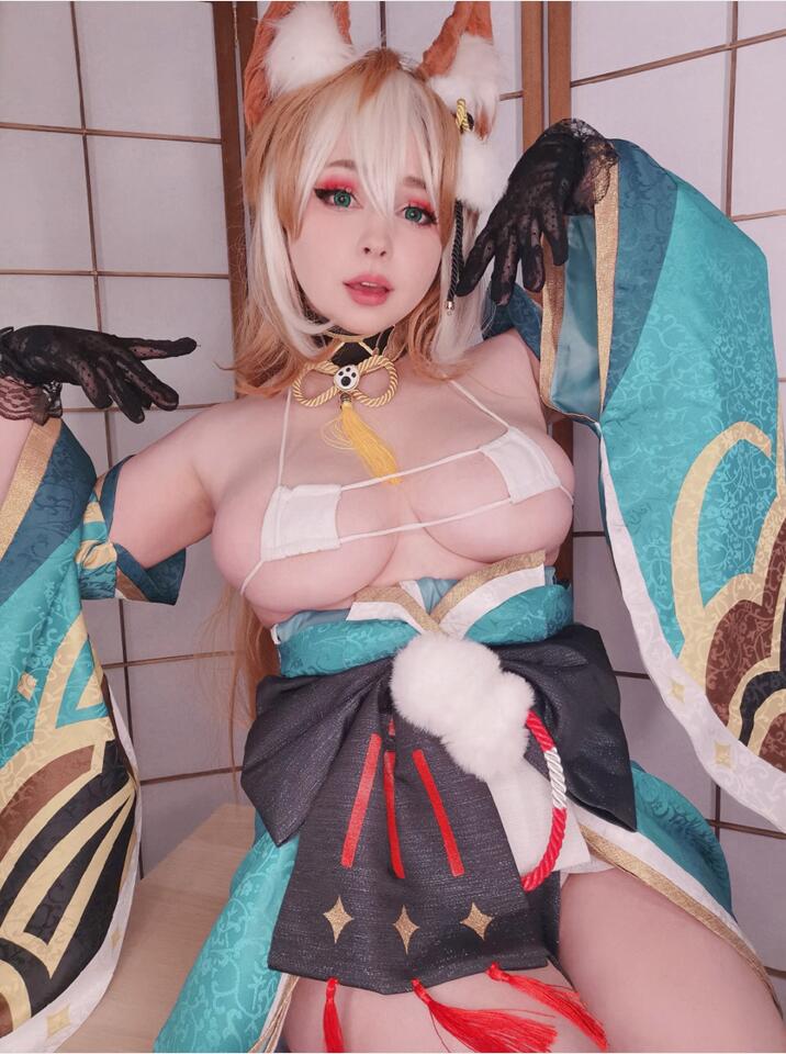 【Cos/写真】Yoshinobi-Chan 俄罗斯大大大妹子 33套图合集