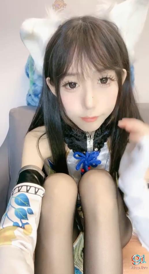 (极品)二次元顶级尤物美少女!COS装女神颜值!