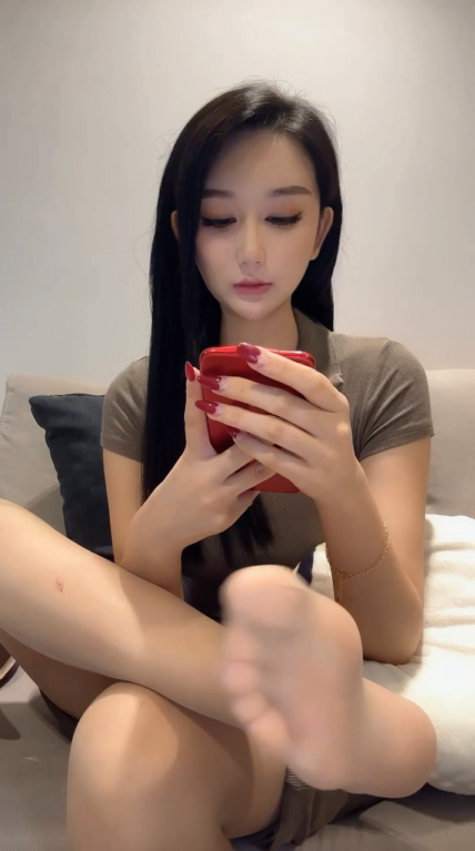 【自打包】源码自录-足控-易直播 美替 3（1V,805M）