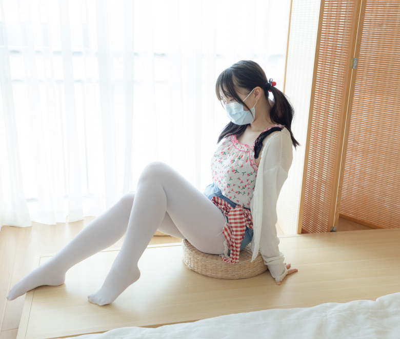 第一次补链【自打包】巨乳cos女菩萨-少女秩序-超级vip限定-白丝碎花原版(138P,1V,3.78G)