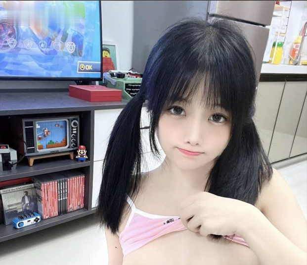 奶萝喵四 - 1888电报群合集整理【297p 81v 1.94g】