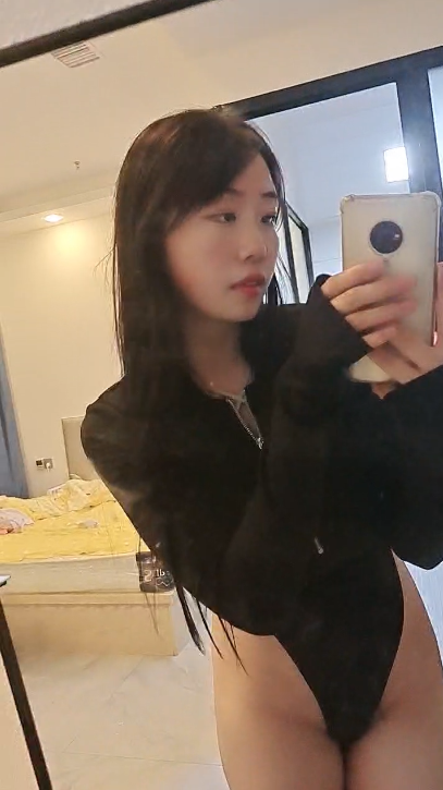 绝对极品！G奶美乳女神【紫惜姐姐】！1V 513MB