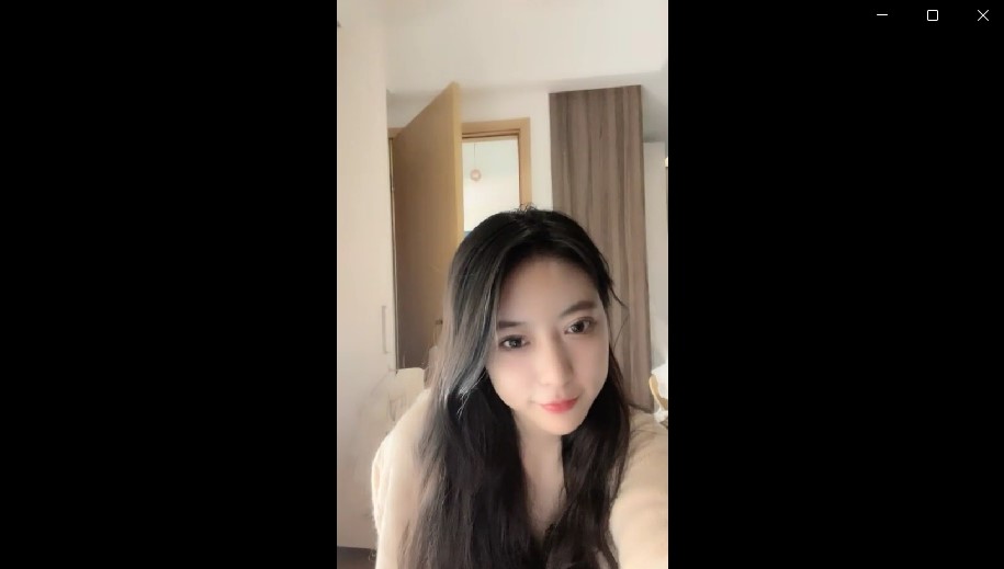 【不不不不知道啊】可甜可欲~音乐系才女~特写全裸扣B！【4V 2.1G】