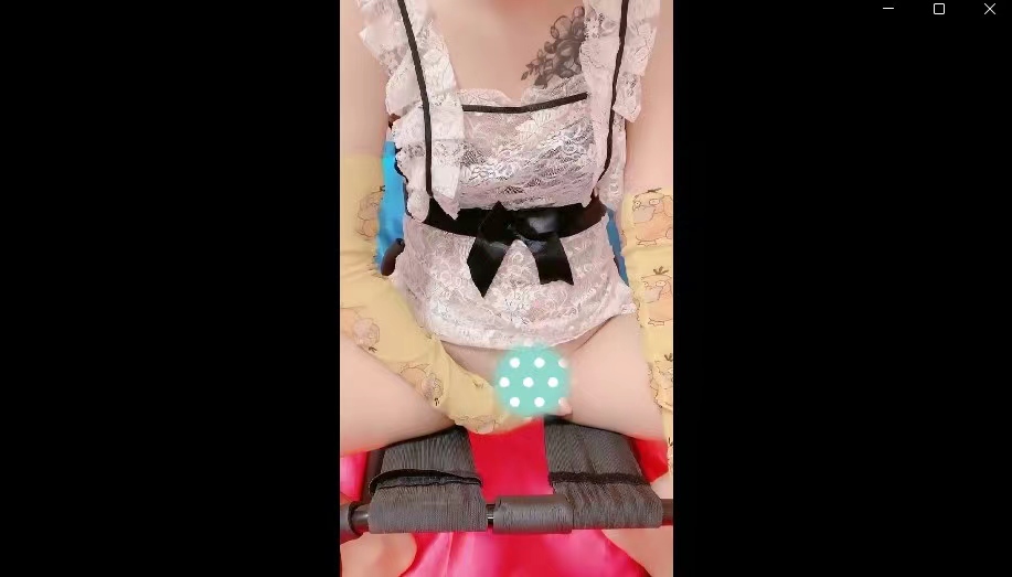 女仆装网红主播 情趣椅子炮友下面舔逼【1V 559MB】