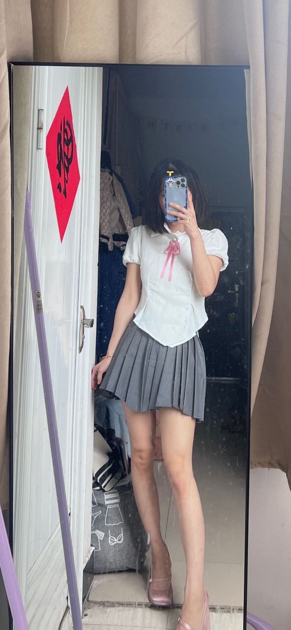 推特福利姬-绮珂珂个人定制8G内容(大胸超软)百度网盘