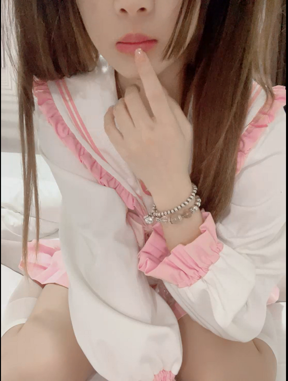 【自打包】91人气颜值美少女-艾米酱-各种cos制服啪啪小合集(18V,1.41G)