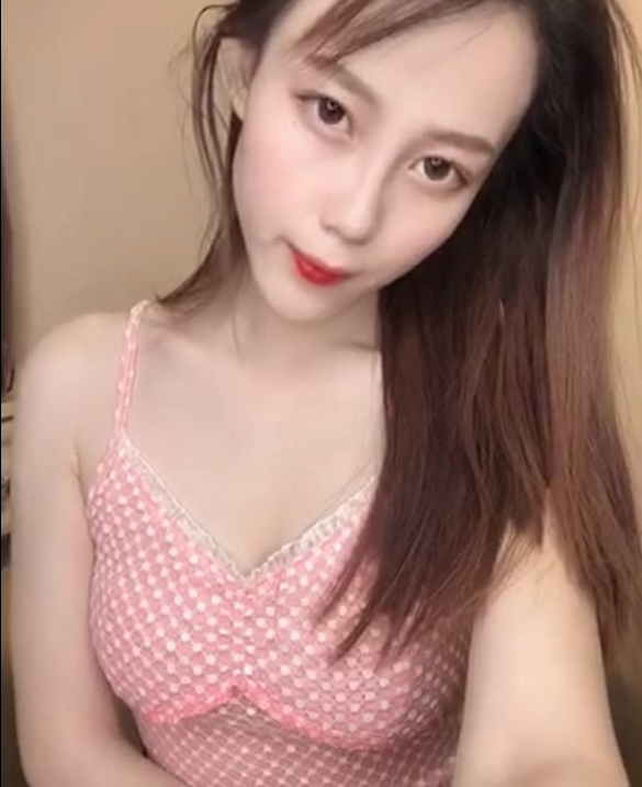 【自打包】足控精品-易直播软软-美足诱惑私信福利小合集 3(6V,2.53G)