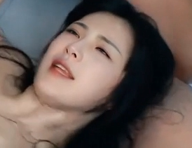 AI换脸杨超越多人高清骑兵 480MB