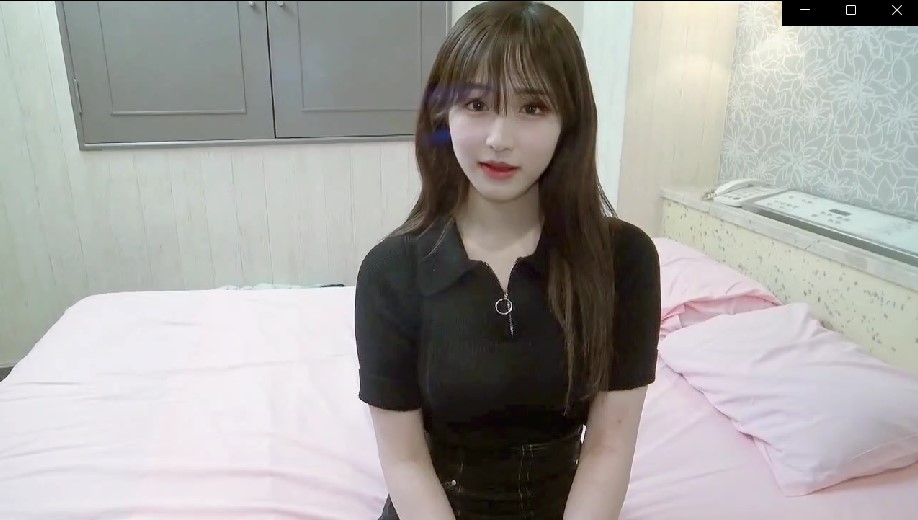 FC2-PPV-3059148 很纯颜值超级高的甜美白虎学生妹【1V/435M】