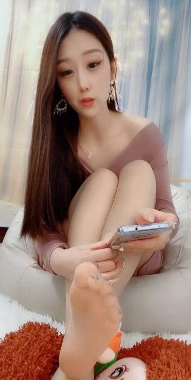 源码自录-足控-易直播 zr聆御 7（1V,273M）