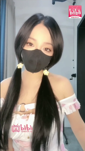 【自打包】blibli人气美少女-小希-双马尾(1V,388M)