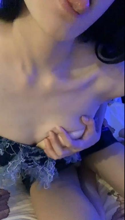 【自打包】足控精品-易直播颜值主播-胆胆-未流出私信福利原版(8V,390M)