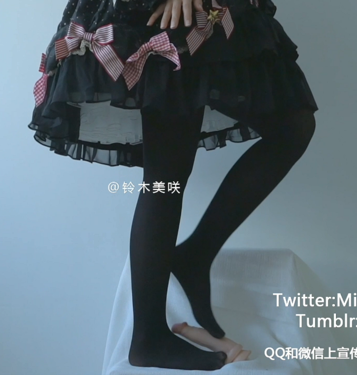 福利姬-铃木美咲-太太绝对是魔女（60P,1V,2.5G）
