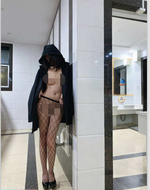 推特极品母狗-兔兔-高价vip视图合集(700P,21V,1.11G)
