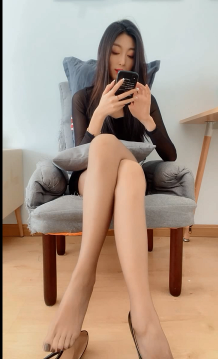 源码自录-足控-易直播 婕希 2(1V,566M)